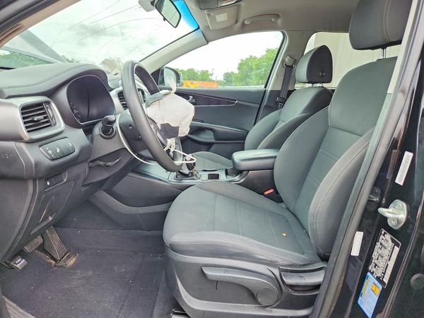 2020 KIA SORENTO L, LX, S