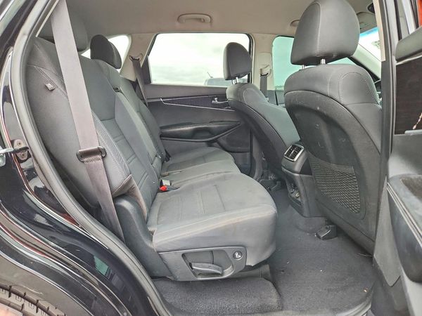 2020 KIA SORENTO L, LX, S