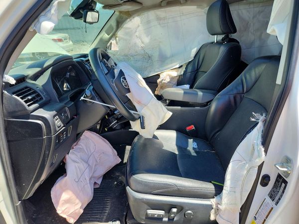 2020 TOYOTA 4RUNNER Base Grade — DENT
