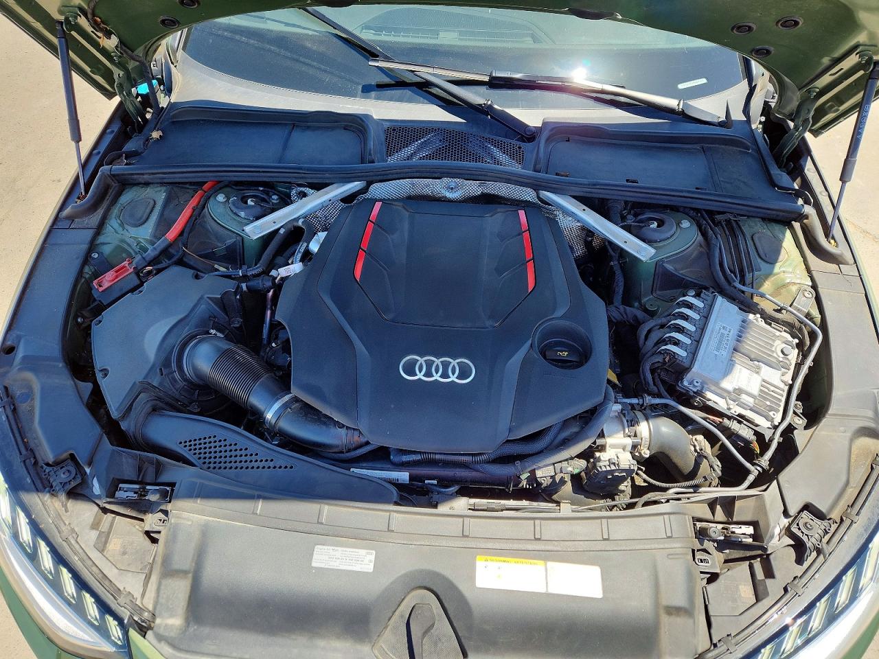 2023 AUDI S4 quattro Premium Plus