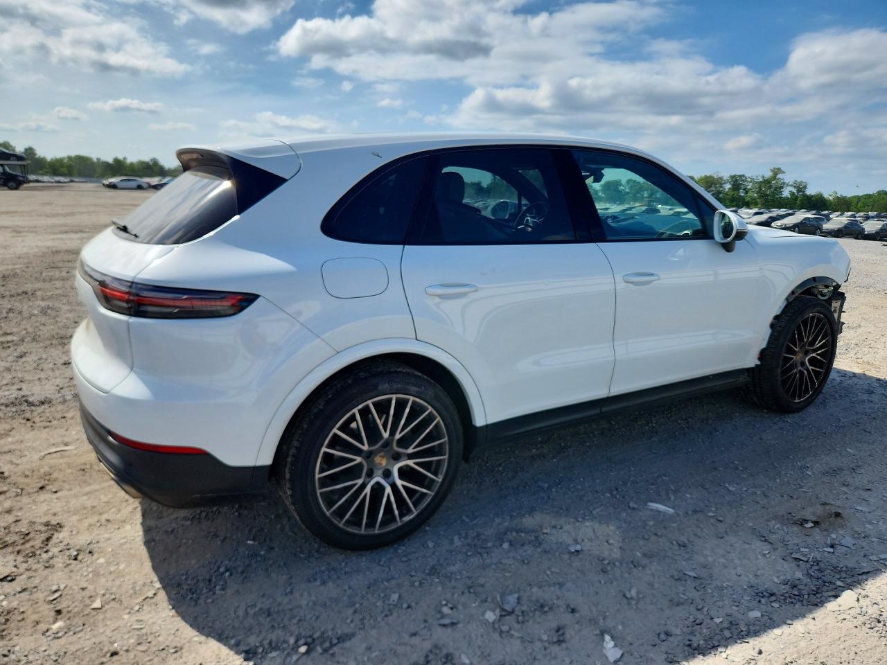 2023 PORSCHE CAYENNE