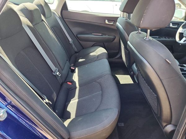 2019 KIA OPTIMA LX, S