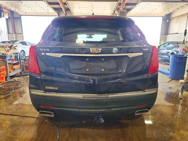 2018 CADILLAC XT5