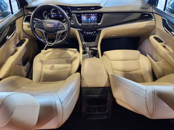 2018 CADILLAC XT5