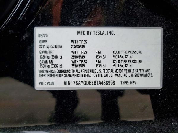 2026 TESLA MODEL Y