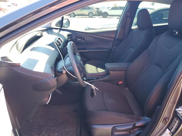 2019 TOYOTA PRIUS L/LE/XLE/LTD.