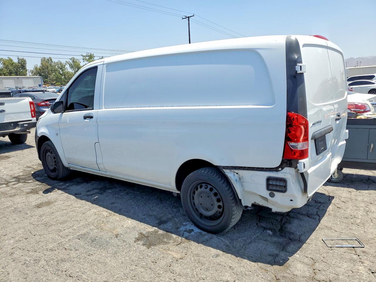 2020 MERCEDES-BENZ METRIS
