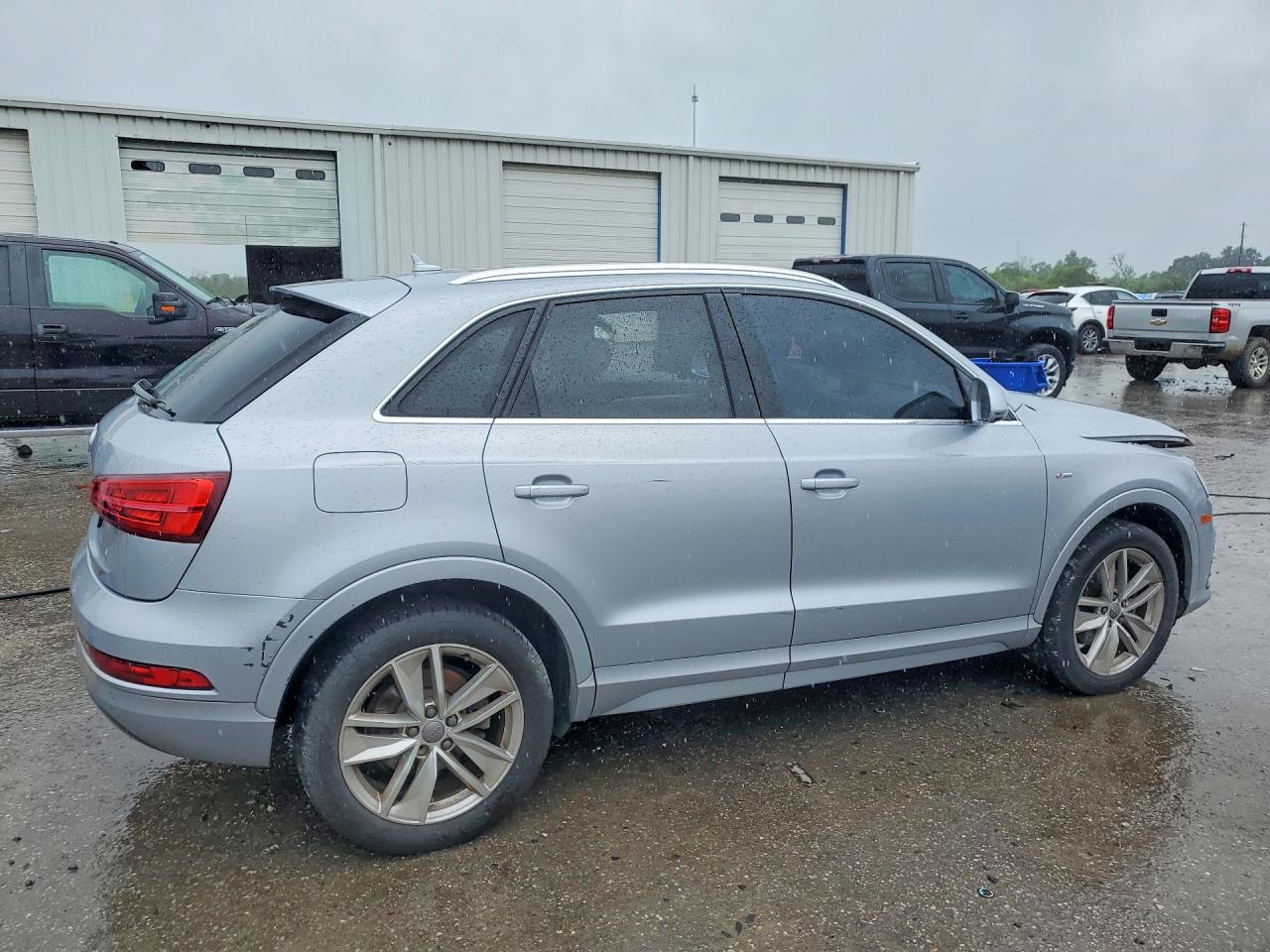 2018 AUDI Q3