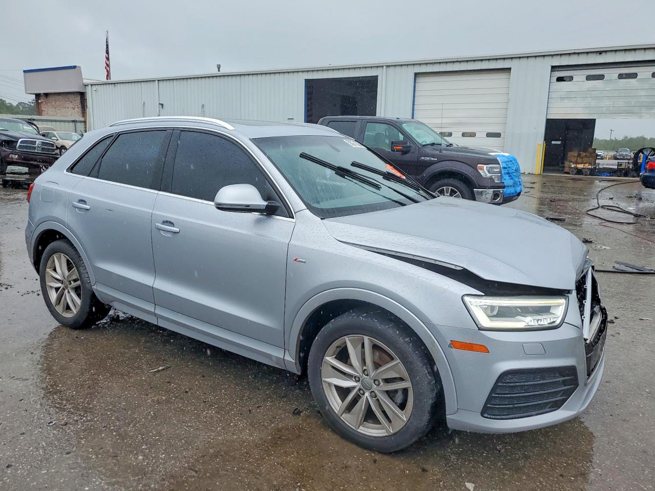 2018 AUDI Q3