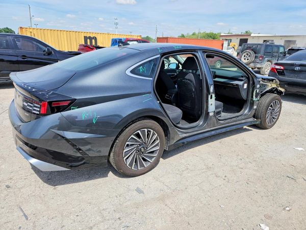 2026 HYUNDAI SONATA HYBRID