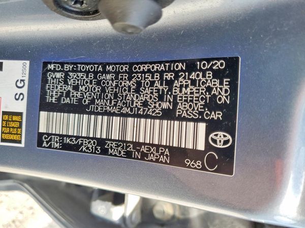 2021 TOYOTA COROLLA