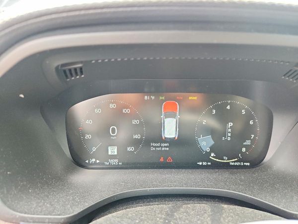 2021 VOLVO XC60