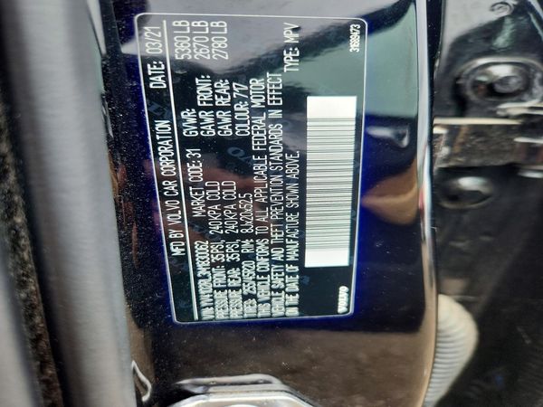 2021 VOLVO XC60