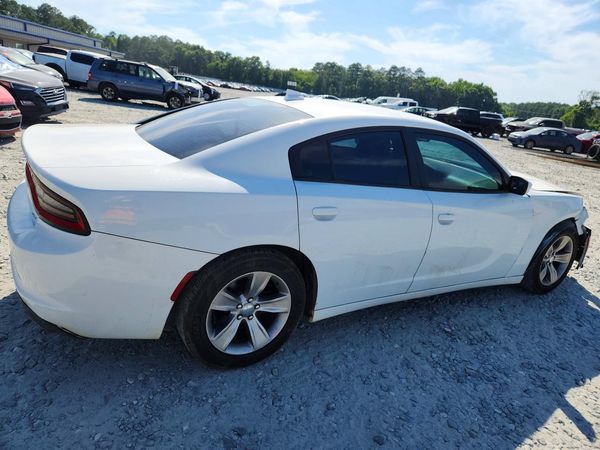 2016 DODGE CHARGER SXT
