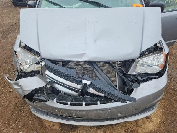 2019 DODGE GRAND CARAVAN SE