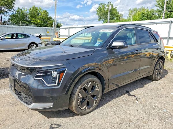 2023 KIA NIRO