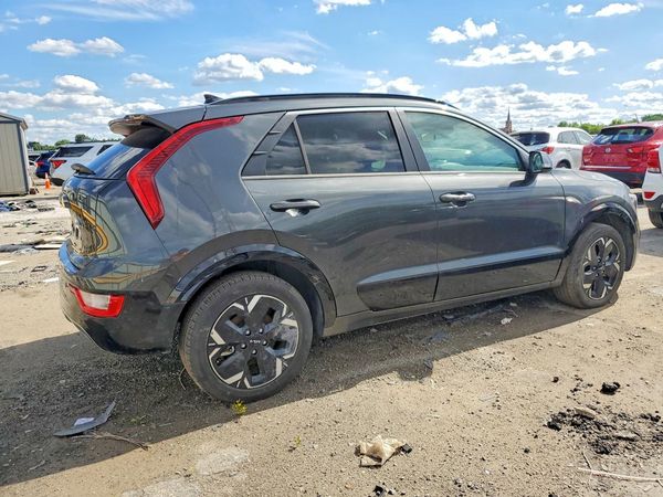 2023 KIA NIRO