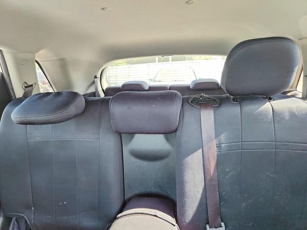 2013 KIA SORENTO Base / LX