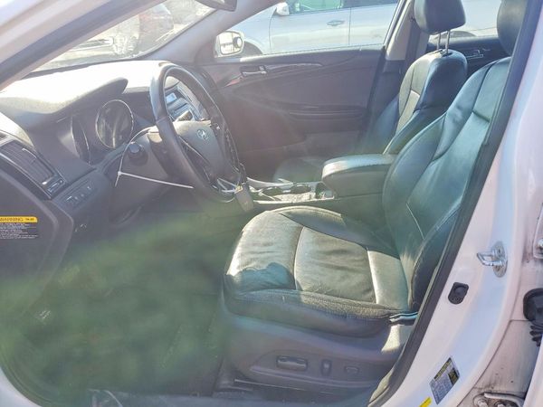 2013 HYUNDAI SONATA