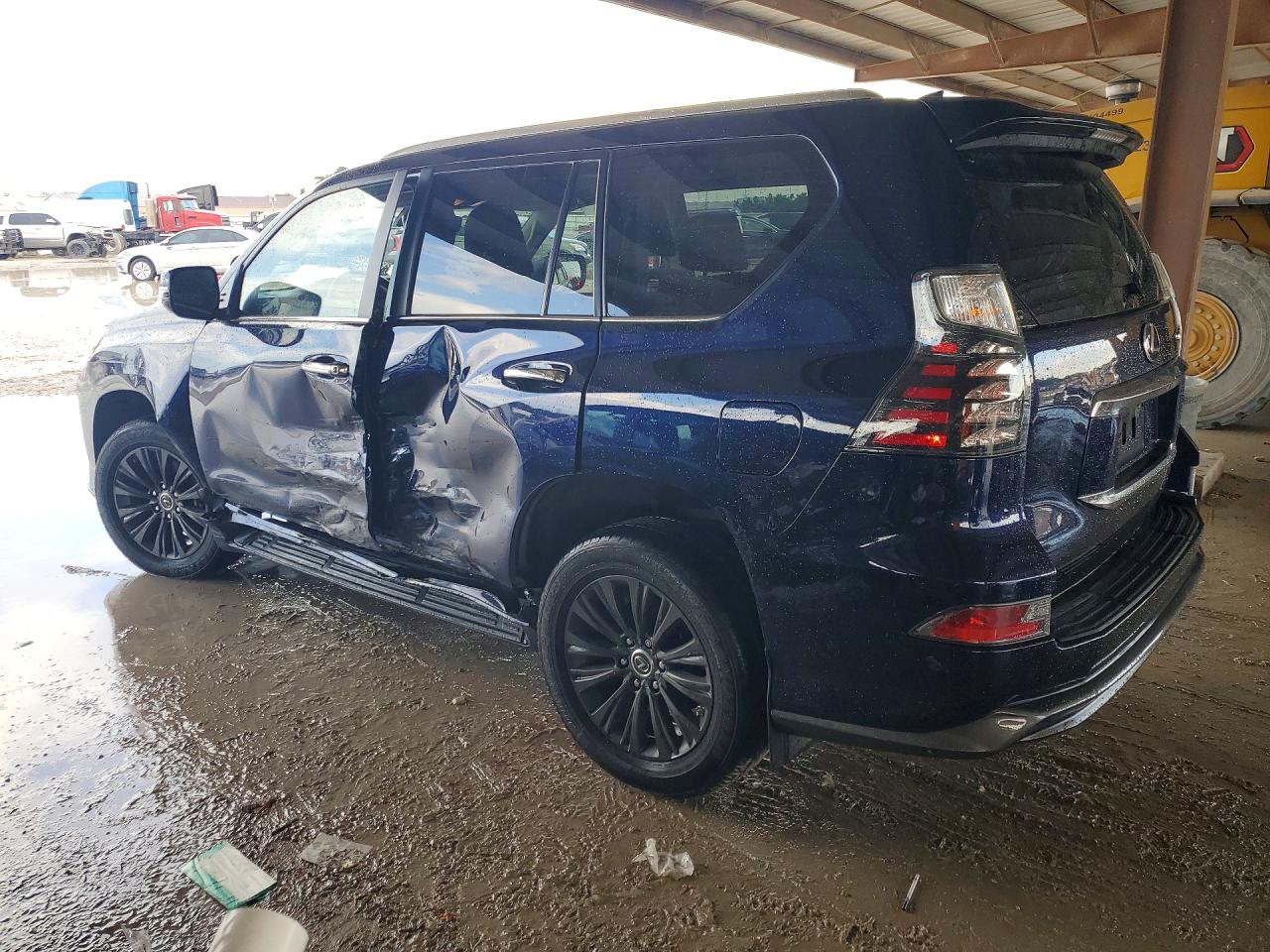 2023 LEXUS GX 460 Premium