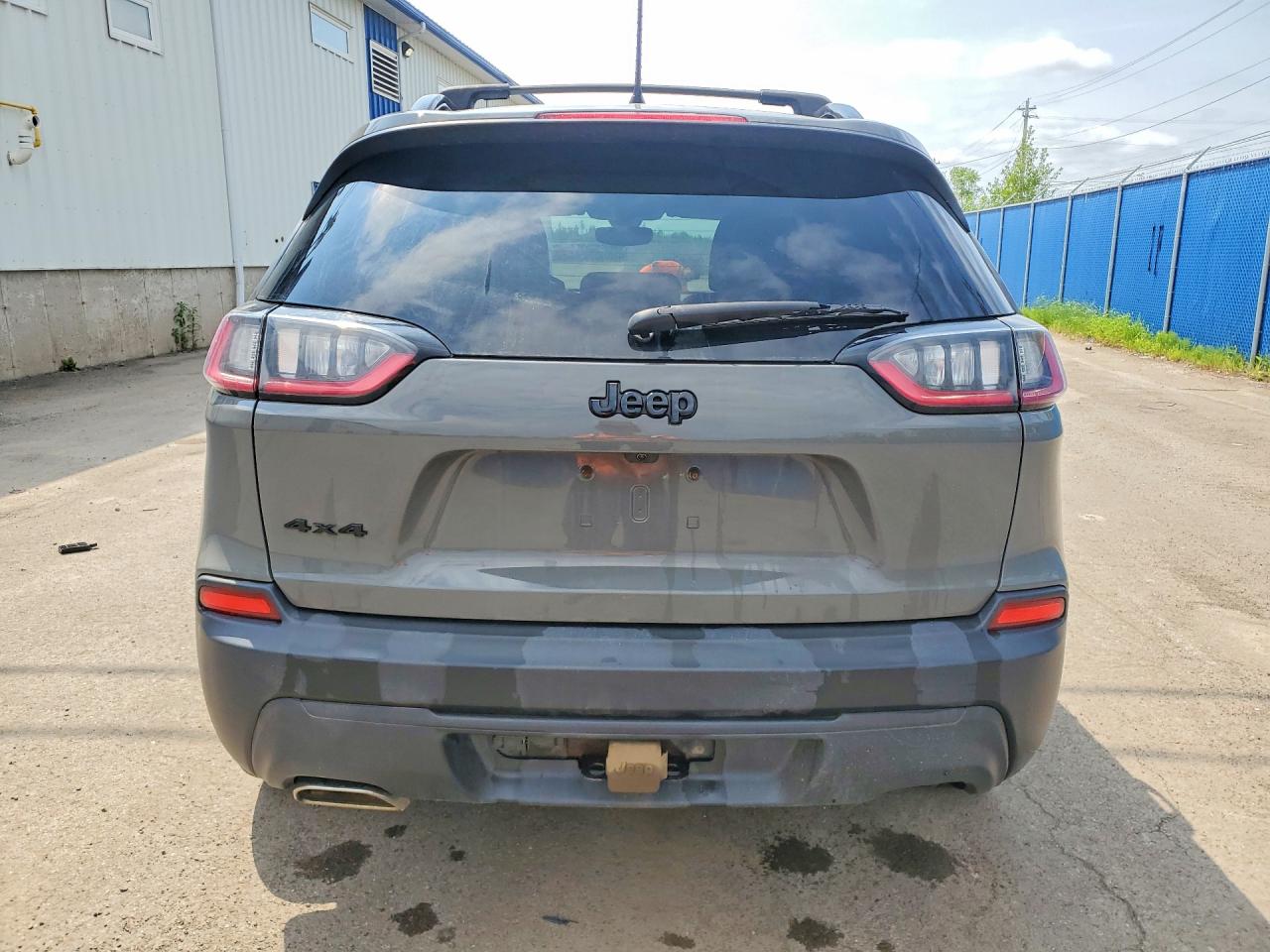 2022 JEEP CHEROKEE LATITUDE LUX 4X4