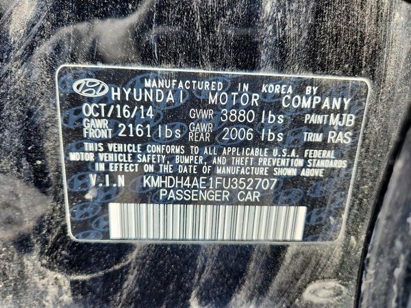 2015 HYUNDAI ELANTRA