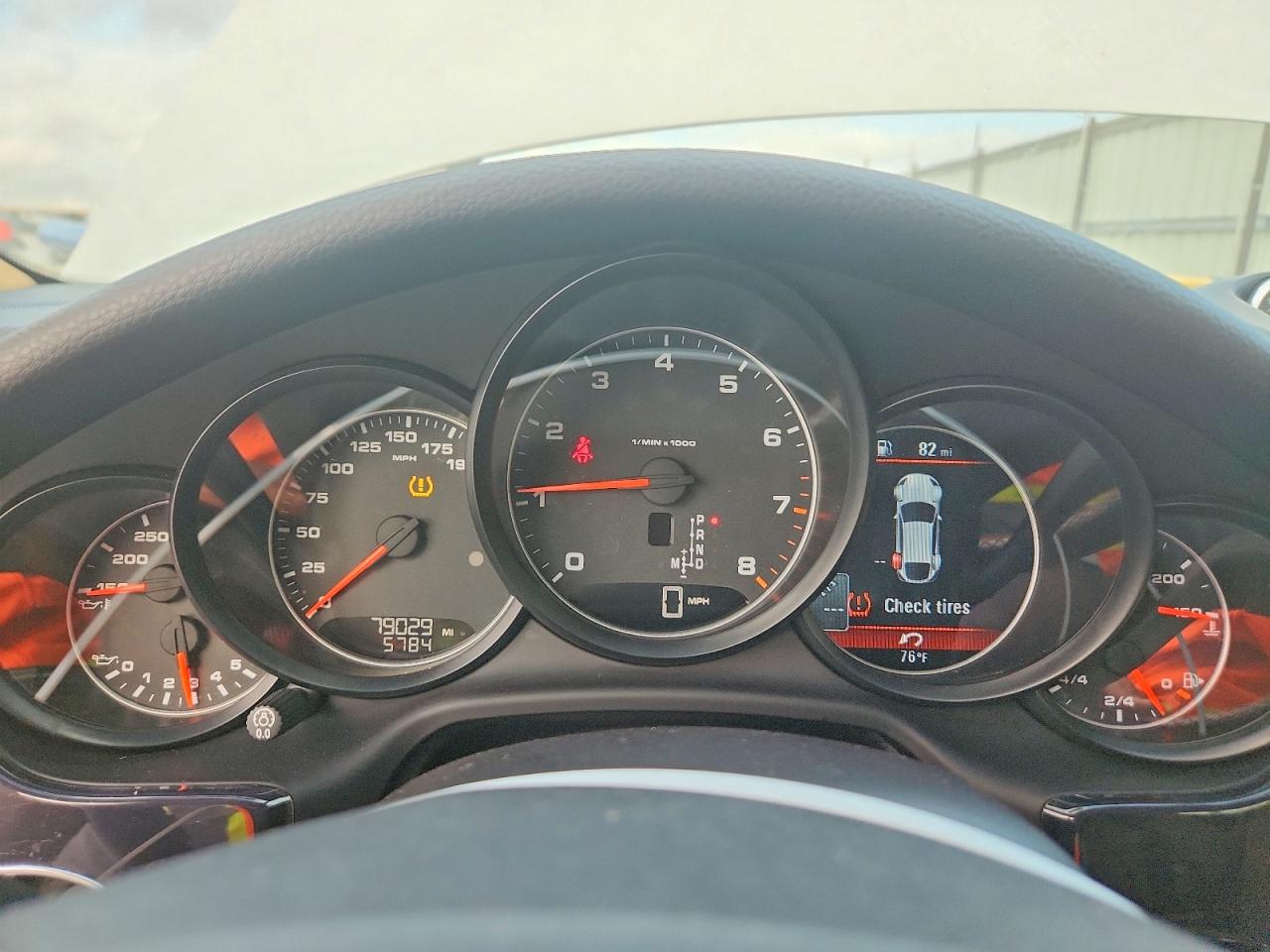 2016 PORSCHE PANAMERA Base (2WD), 4 (4WD)