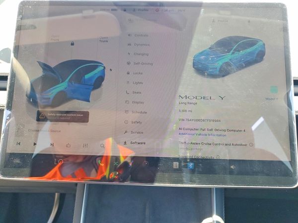 2026 TESLA MODEL Y