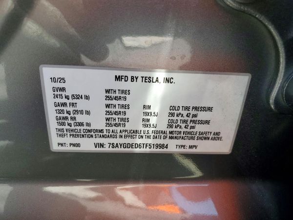 2026 TESLA MODEL Y