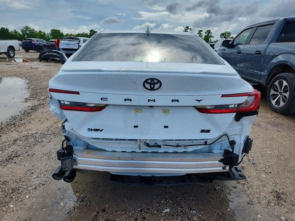 2026 TOYOTA CAMRY