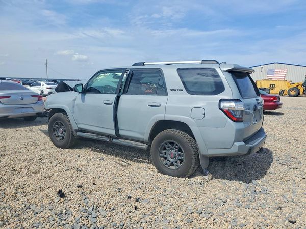 2017 TOYOTA 4RUNNER