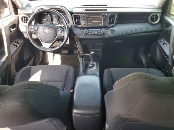 2017 TOYOTA RAV4 XLE