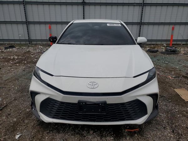 2025 TOYOTA CAMRY