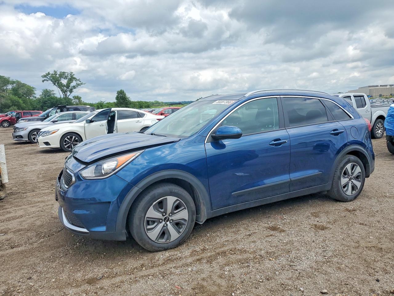 2017 KIA NIRO