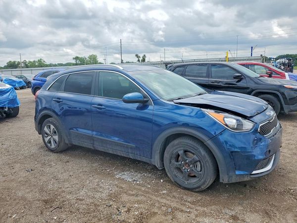 2017 KIA NIRO