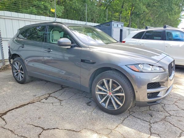 2019 JAGUAR F-PACE