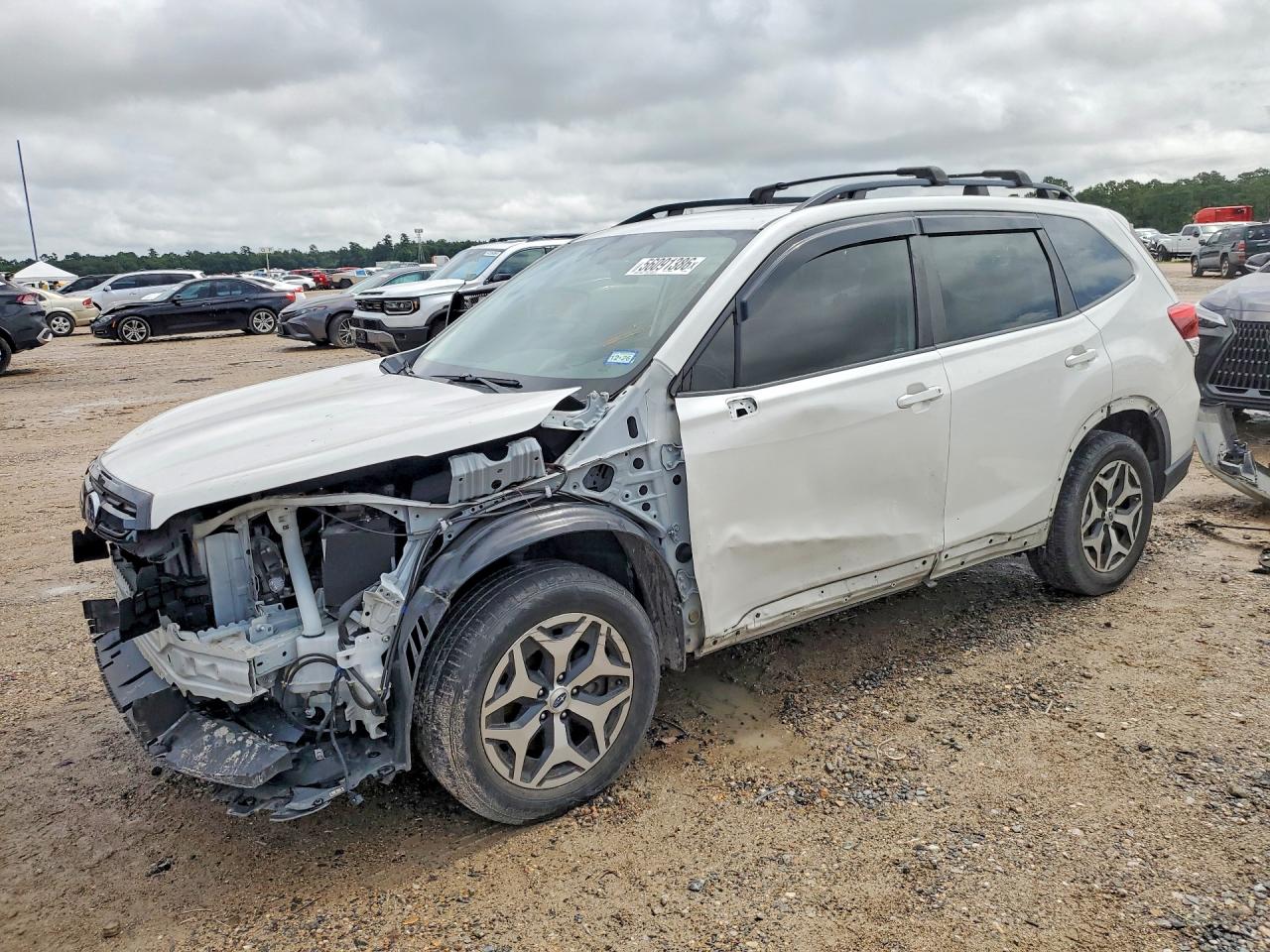 2022 SUBARU FORESTER
