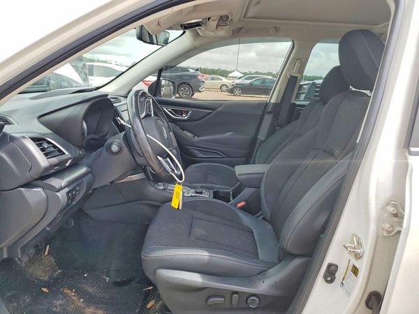 2022 SUBARU FORESTER