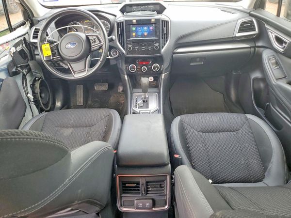 2022 SUBARU FORESTER