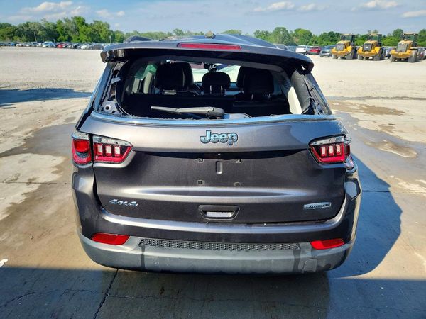 2022 JEEP COMPASS