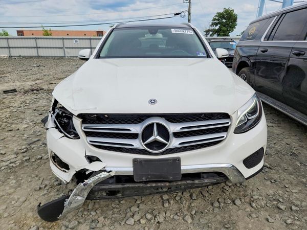 2019 MERCEDES-BENZ GLC GLC 300-4M