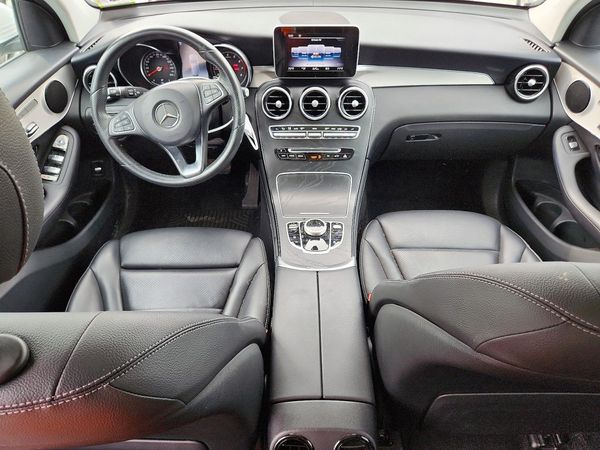 2019 MERCEDES-BENZ GLC GLC 300-4M