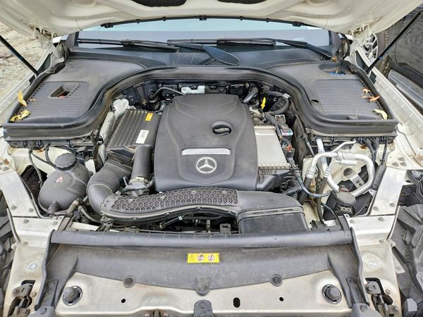 2019 MERCEDES-BENZ GLC GLC 300-4M