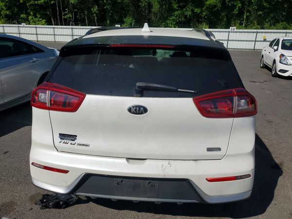 2017 KIA NIRO