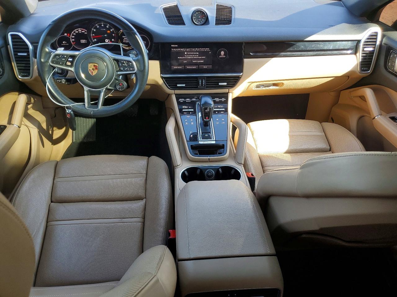 2022 PORSCHE CAYENNE