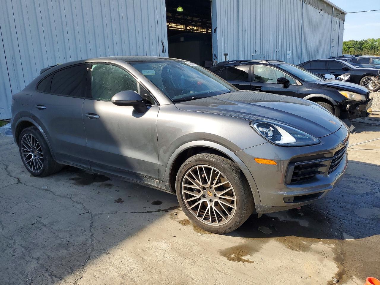 2022 PORSCHE CAYENNE