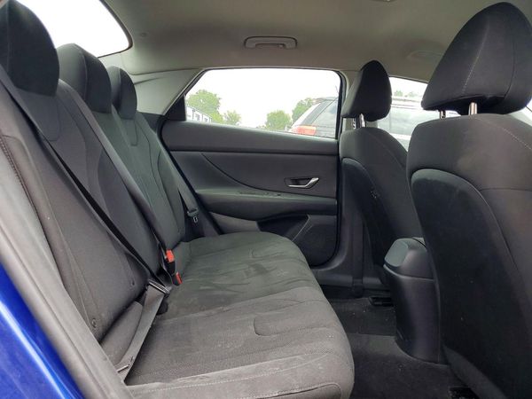 2021 HYUNDAI ELANTRA SE