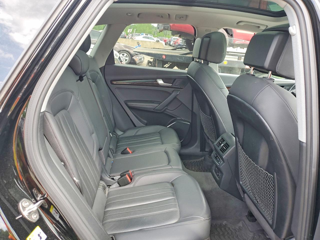 2020 AUDI Q5 quattro Premium Plus