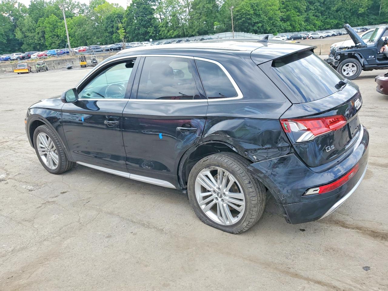 2020 AUDI Q5 quattro Premium Plus