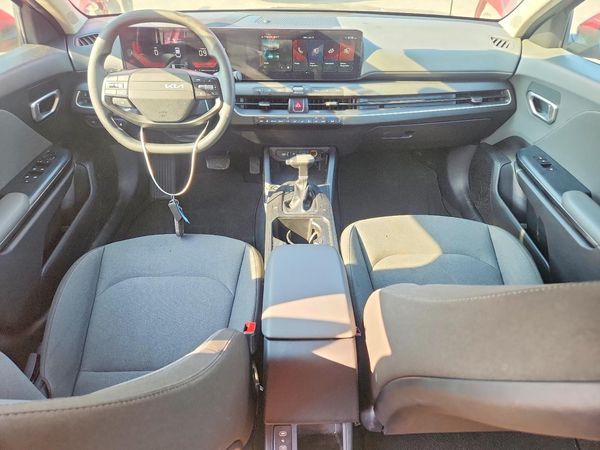 2025 KIA K4 LX, LXS